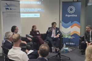 Rountable “Australia–Argentina, Explorando Oportunidades de Inversión y Cooperación en el sector tecnológico”
